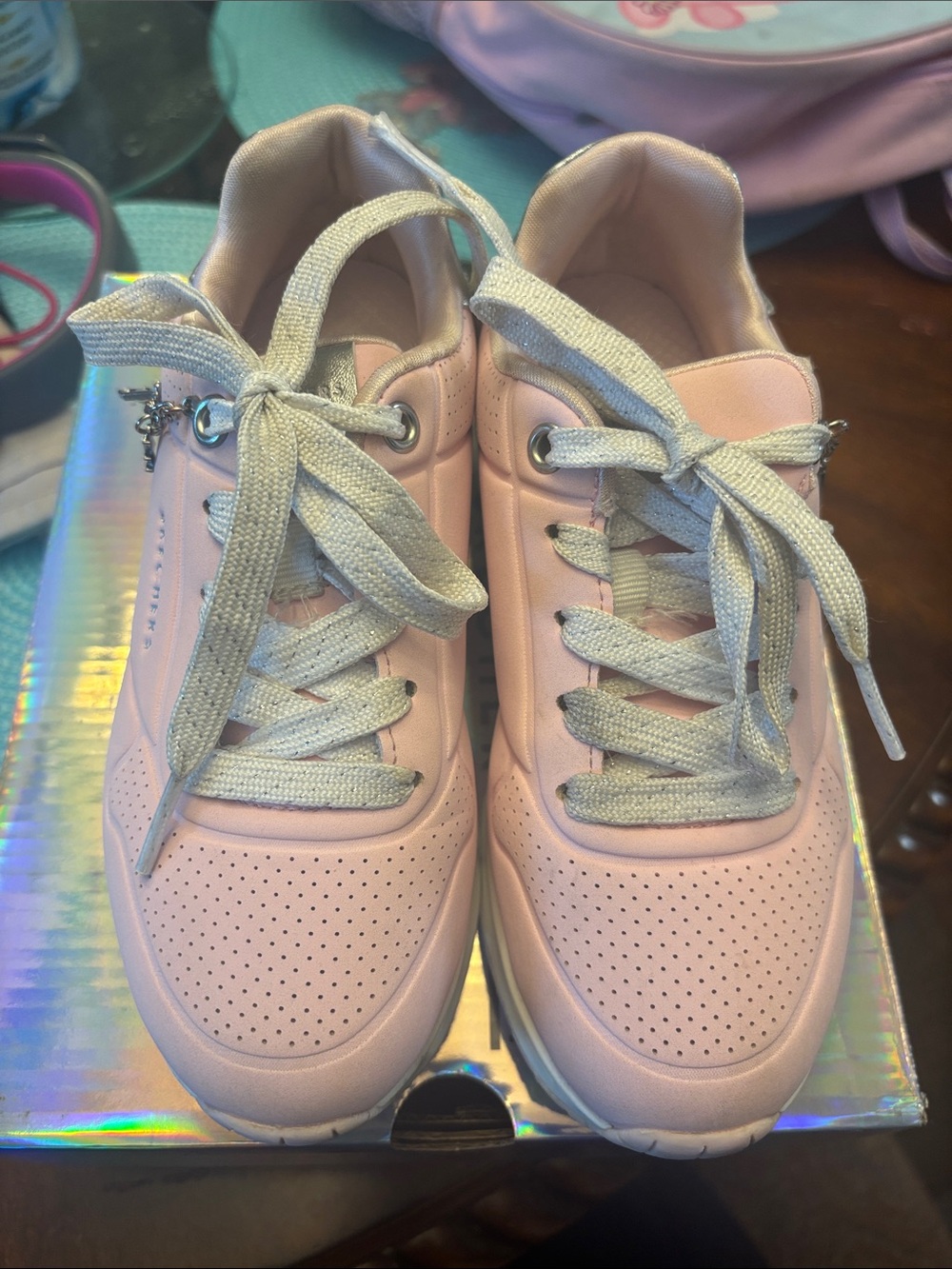 Skechers Pink Sneakers with Metallic Silver Laces. Preowned